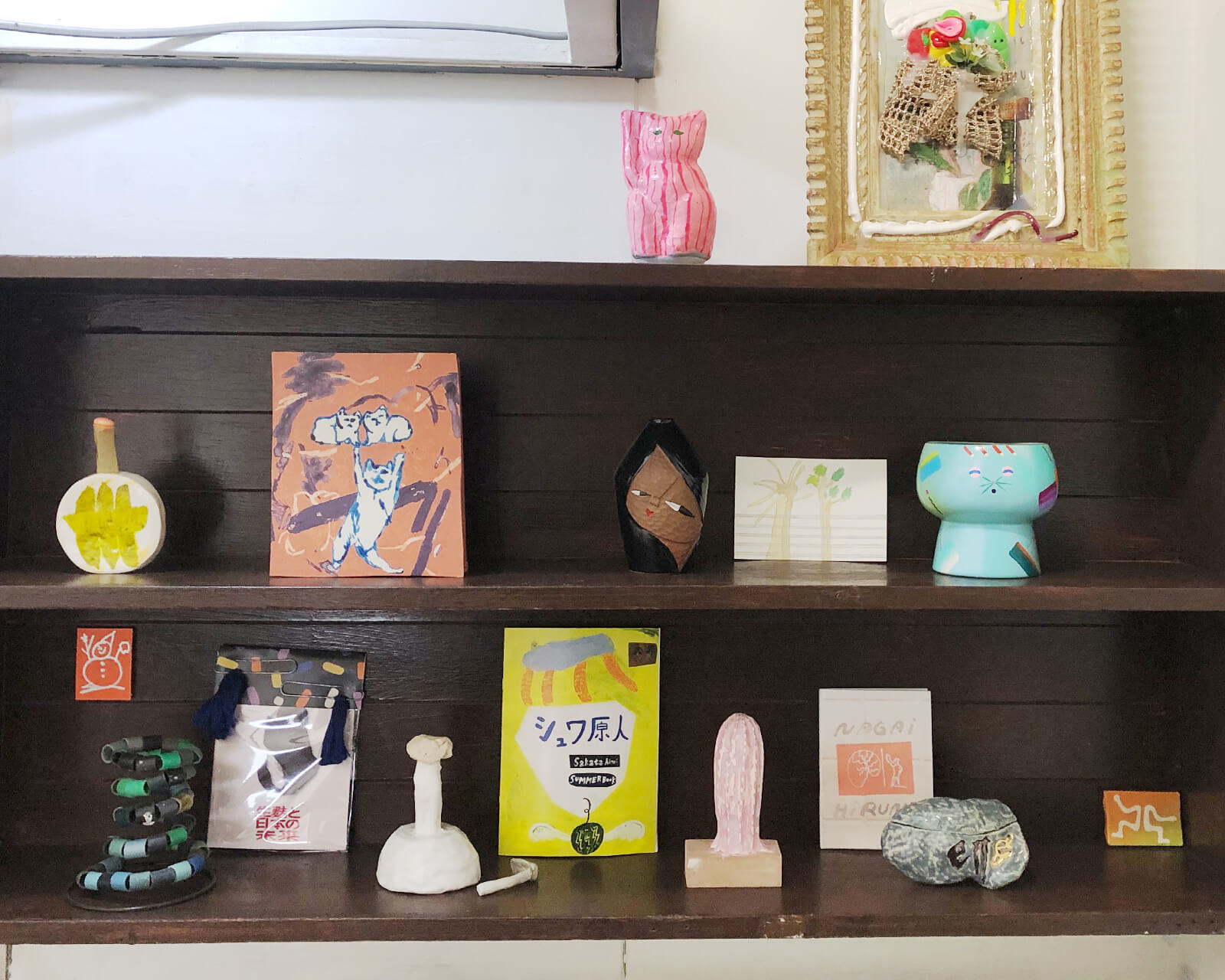 Gallery backyard shelf. From right: Inu Owari, Yurika Uchida, Ryouhei Minami, my ceramics, Yuki Muramatsu and others.